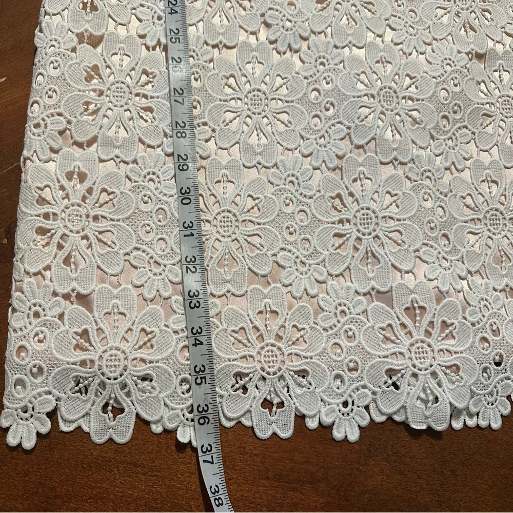 Antonio Melani Women’s Lace Dress Size 4 - Picture 9 of 11